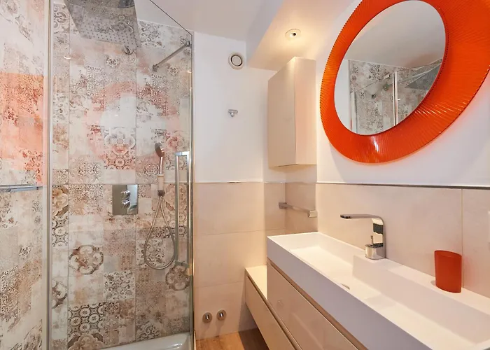 Av De La Gare 4, Rond-point, 4br, Skilift350m! 酒店 *