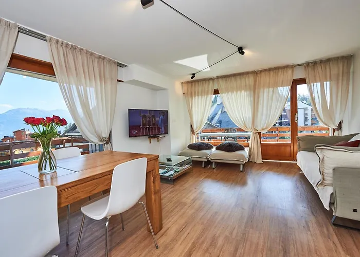 Av De La Gare 4, Rond-point, 4br, Skilift350m! Hotel