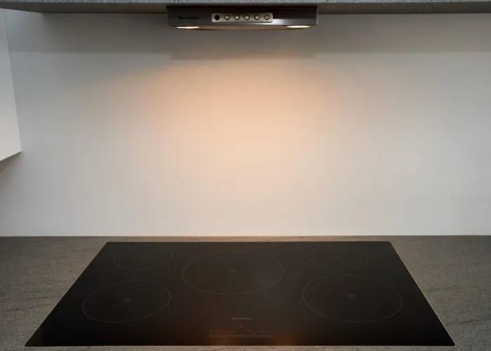 酒店 Av De La Gare 4, Rond-point, 4br, Skilift350m! *